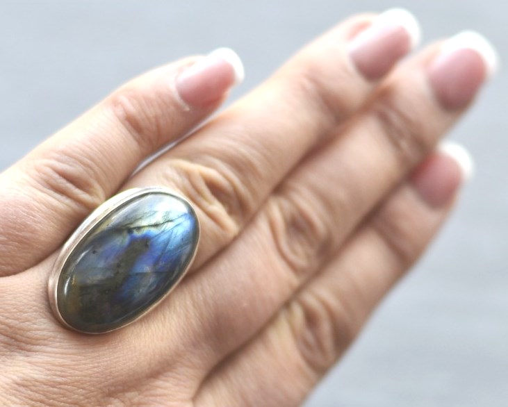 Prsten Labradorit