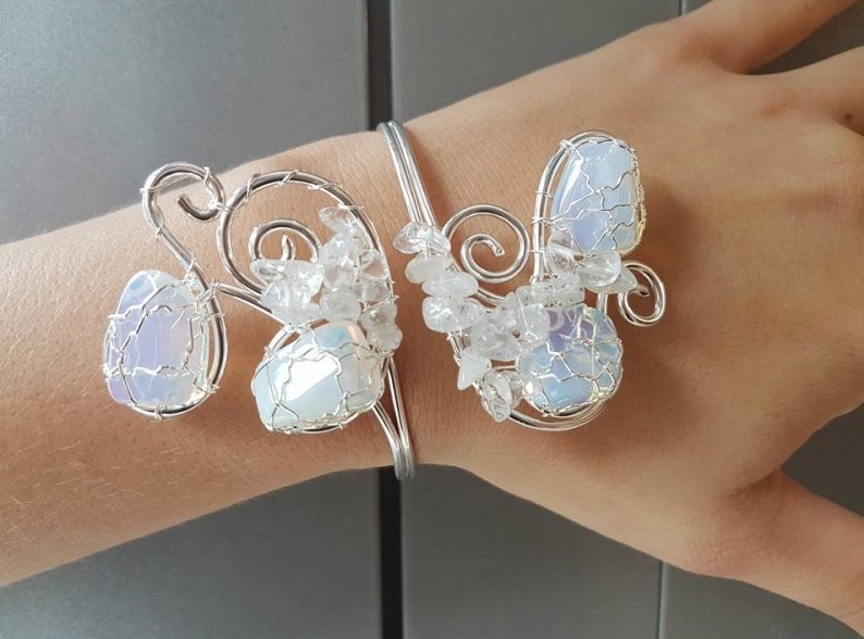 Ručně vyrobený náramek