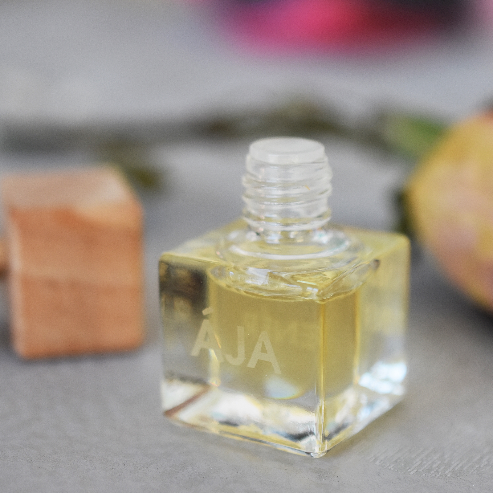 Vlastní text na vůni do interiéru