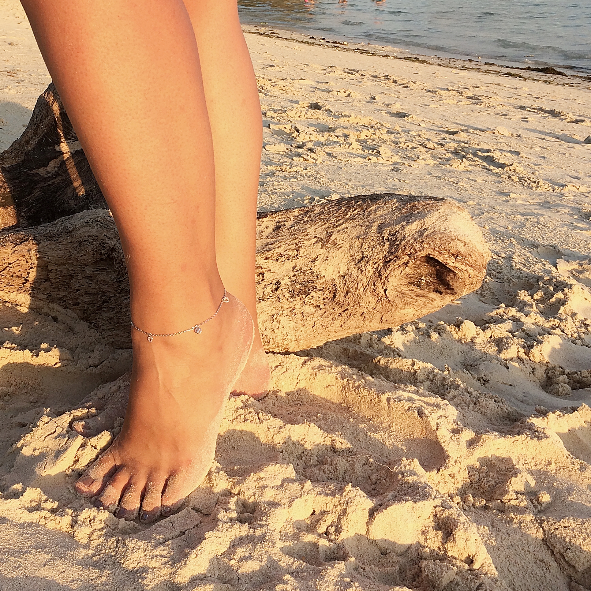 Stříbrný náramek na nohu