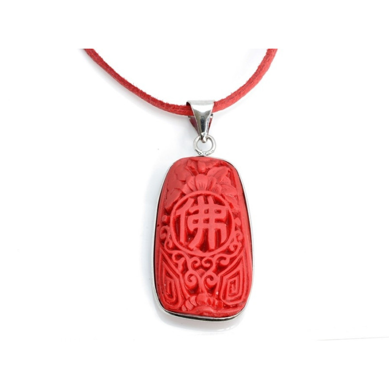 Netradiční přívěsek korál